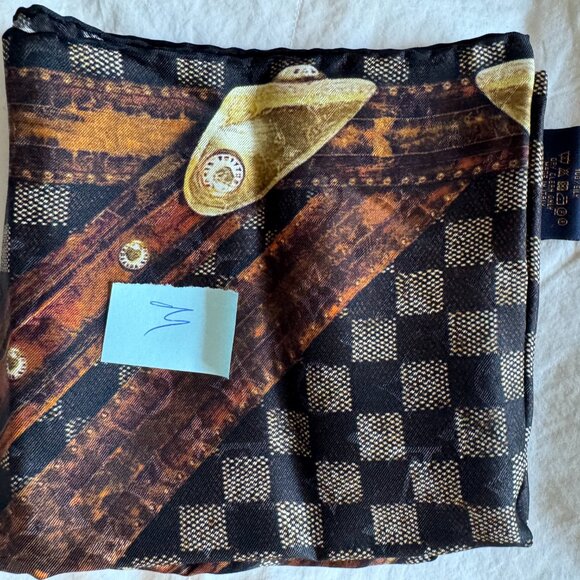 Louis Vuitton Bandeaus - Picture 9 of 9